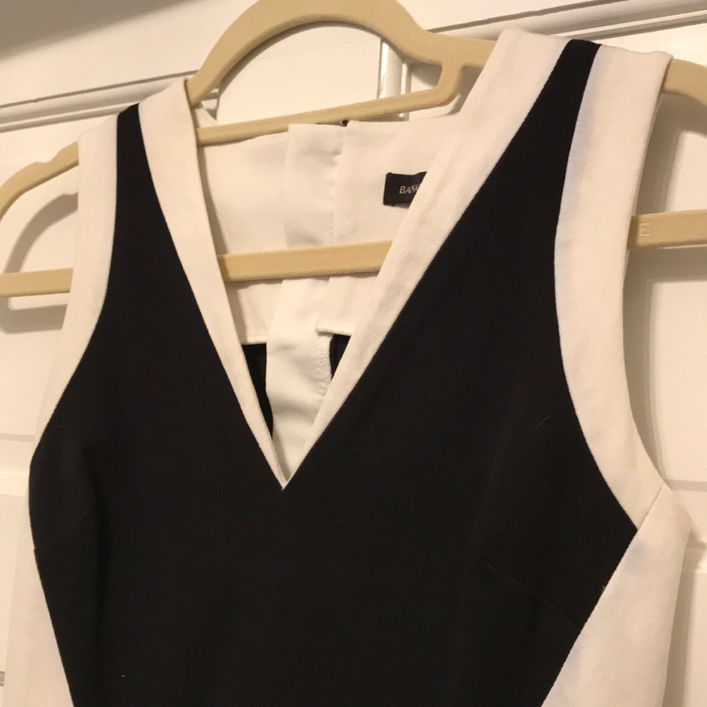 Banana Republic sleeveless dress